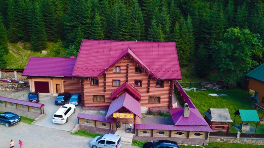Hotel Berloga-Sinevir Synevyrs'ka Polyana Exterior photo